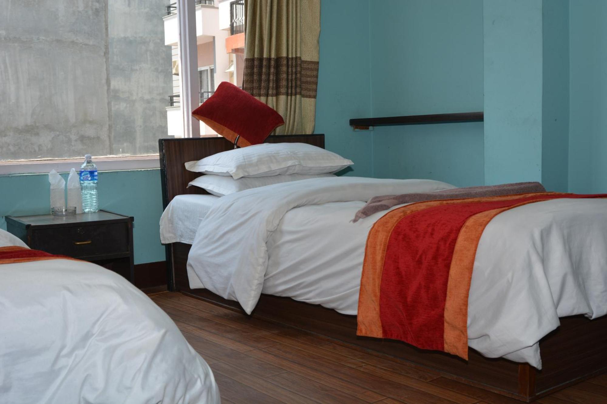 Hotel Discovery Inn Katmandu Dış mekan fotoğraf