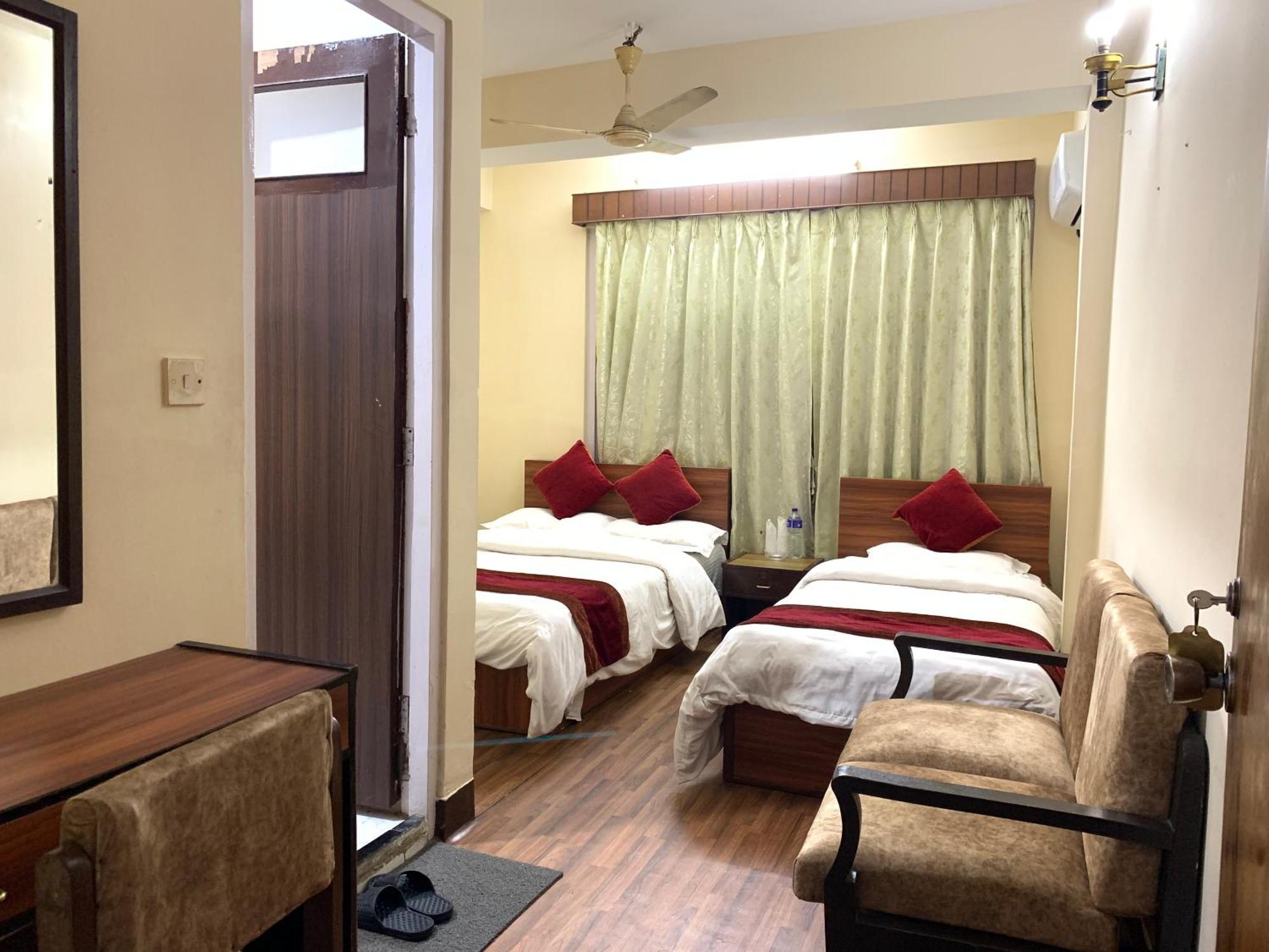 Hotel Discovery Inn Katmandu Dış mekan fotoğraf